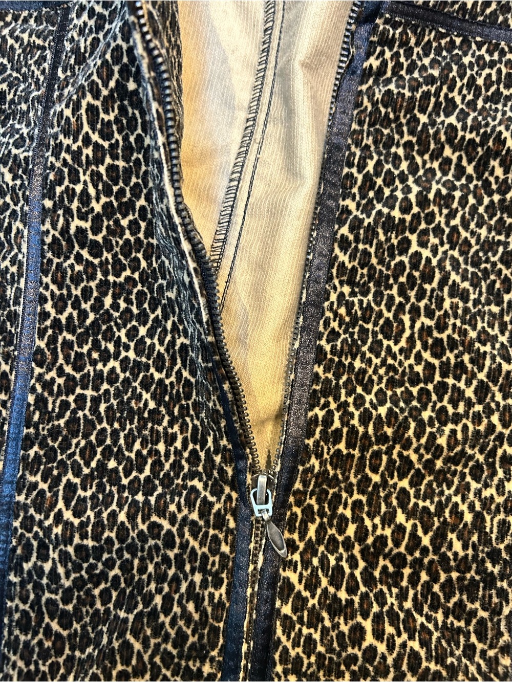 Amber Sun  leopard print jacket - Picture 5 of 8